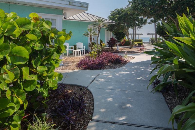 Coconut Palms Beach Resort New Smyrna Beach Buitenkant foto